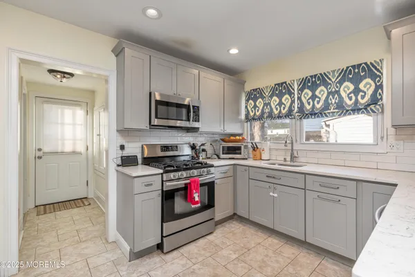 $4,800 | 384 Sairs Avenue, Long Branch, NJ 07740