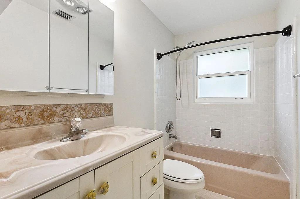 307 West Riverside Drive Jupiter, FL 33469 - Photo 37 of 47 image_37