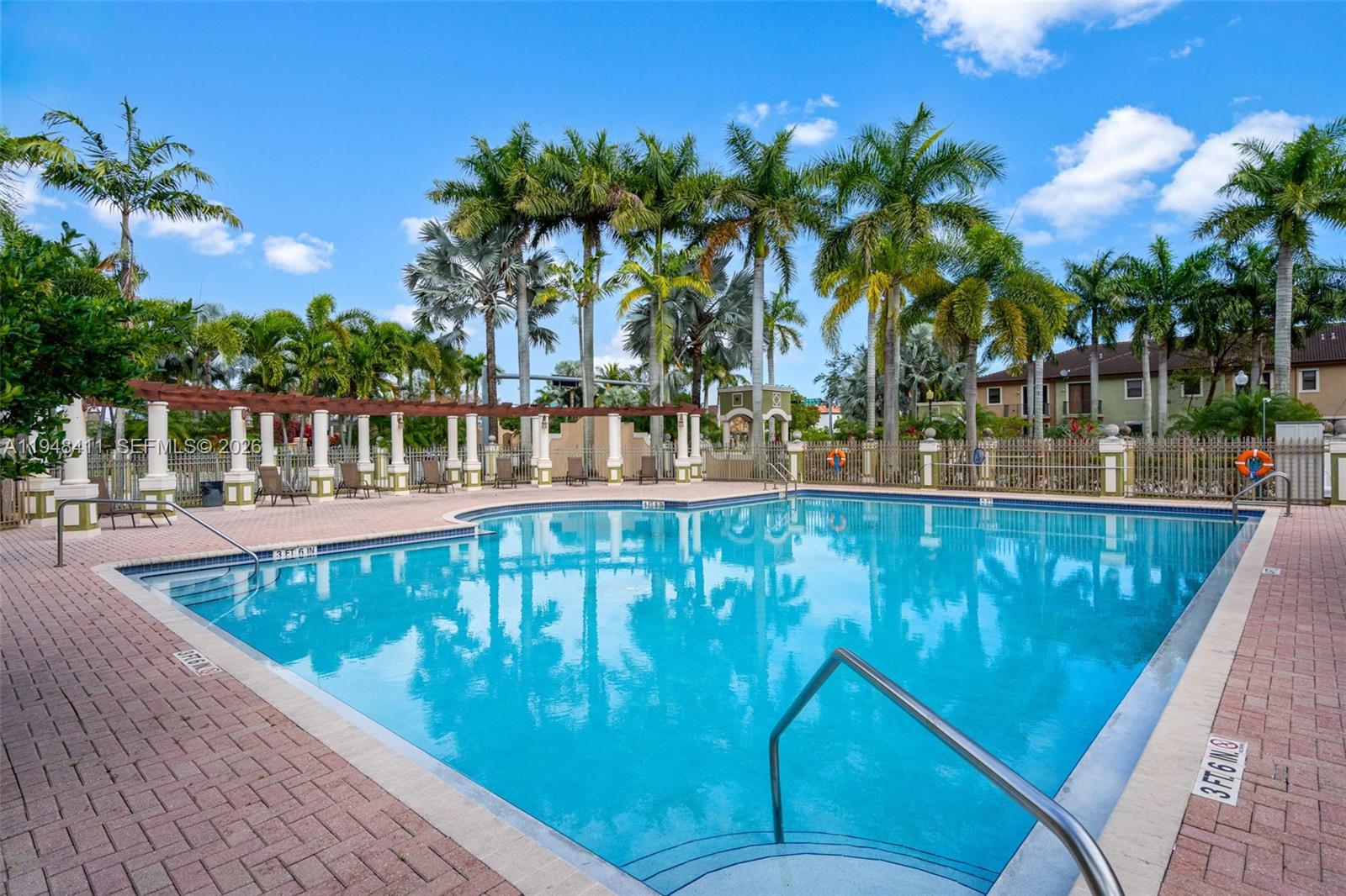 550 Northeast 33rd Terrace Homestead, FL 33033 - Photo 30 of 31 swimming pool view with a garden space