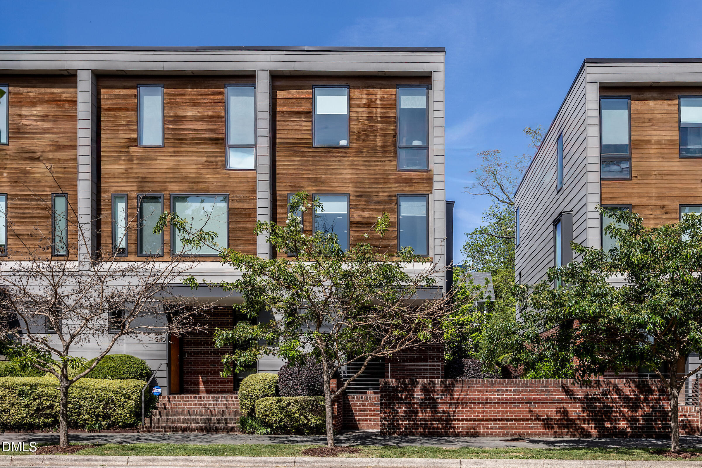 536 South Person Street Raleigh, NC 27601 - Photo 1 of 31 a front view of a building with garden