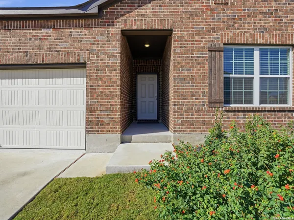 $1,800 | 4615 Serpens, San Antonio, TX 78245