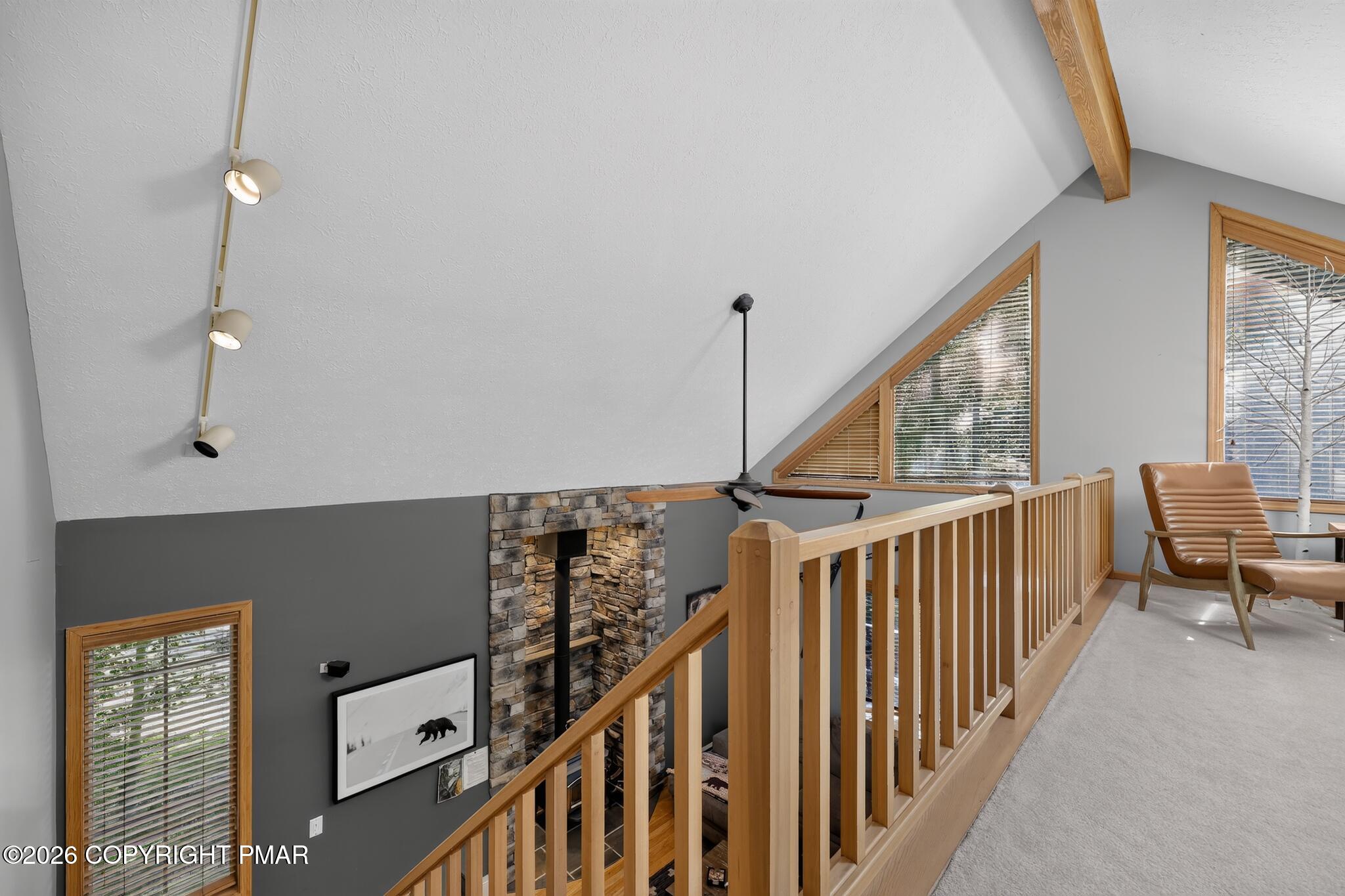 326 Fawn Road Pocono Lake, PA 18347 - Photo 26 of 60 31_326_Fawn_Rd-Living_room-7796