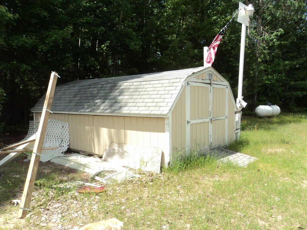 2990 Kitchen Road Cheboygan, MI 49721 - Photo 4 of 27 Gallery Image 4