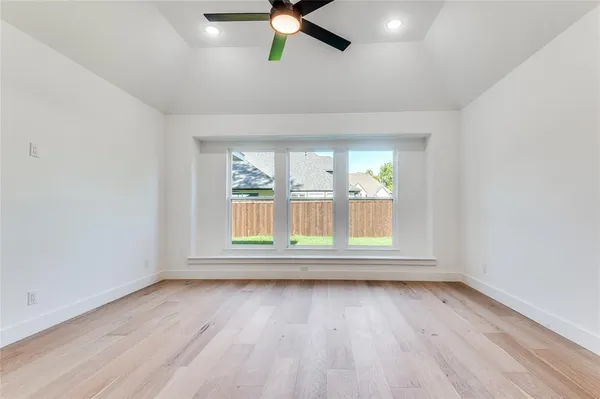 $999,950 | 99 Kay Lane, Westworth Village, TX 76114