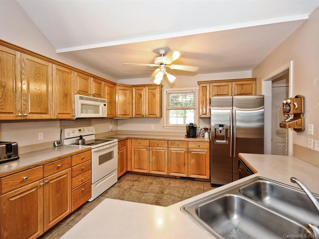 3011 Eastview Road Rock Hill, SC 29732 - Photo 8 of 21 Gallery Image 8