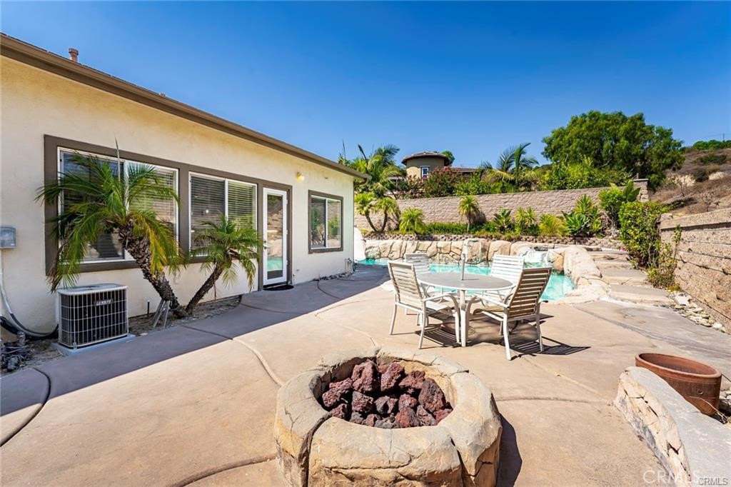 540 Boxcar Lane Brea, CA 92823 - Photo 27 of 36 a view of a chairs and table in the patio