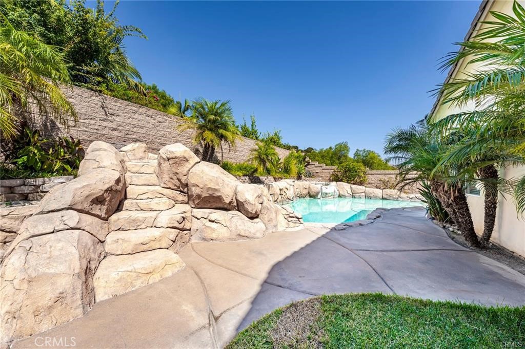 540 Boxcar Lane Brea, CA 92823 - Photo 29 of 36 a view of a yard with plants and large trees
