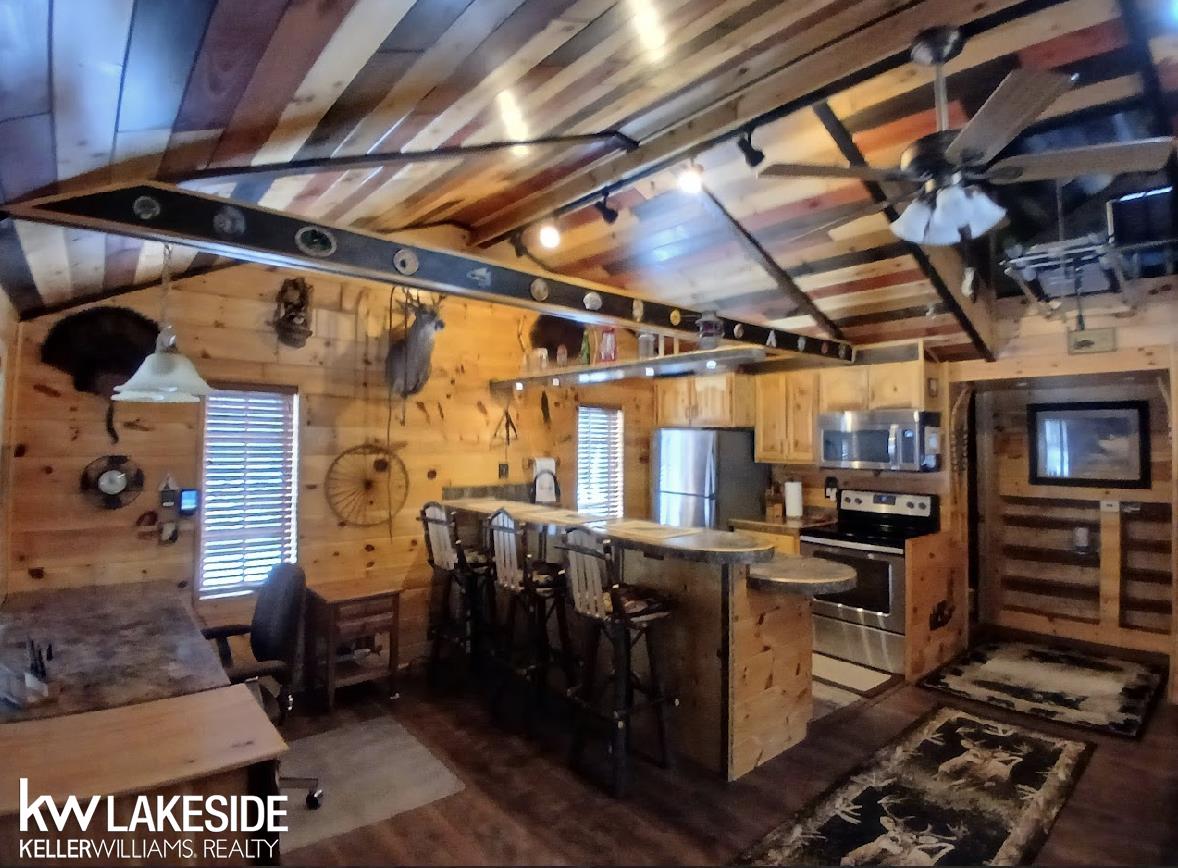 5293 Rose Street Gladwin, MI 48624 - Photo 9 of 30