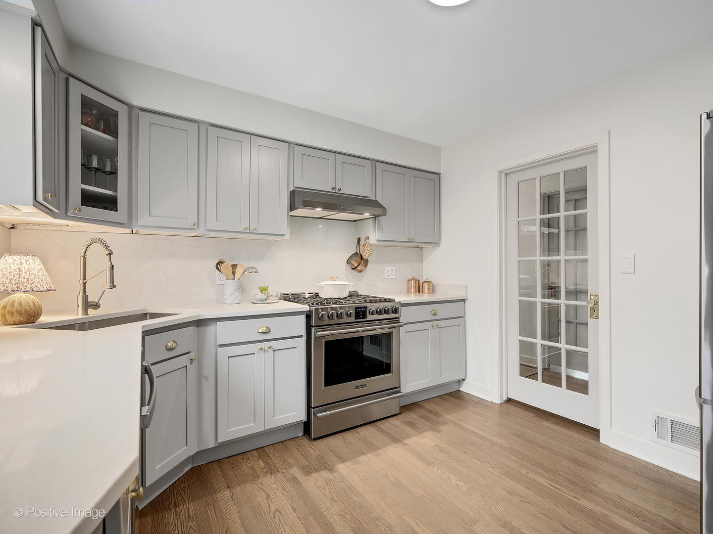 4200 Gilbert Avenue Western Springs, IL 60558 - Photo 12 of 27