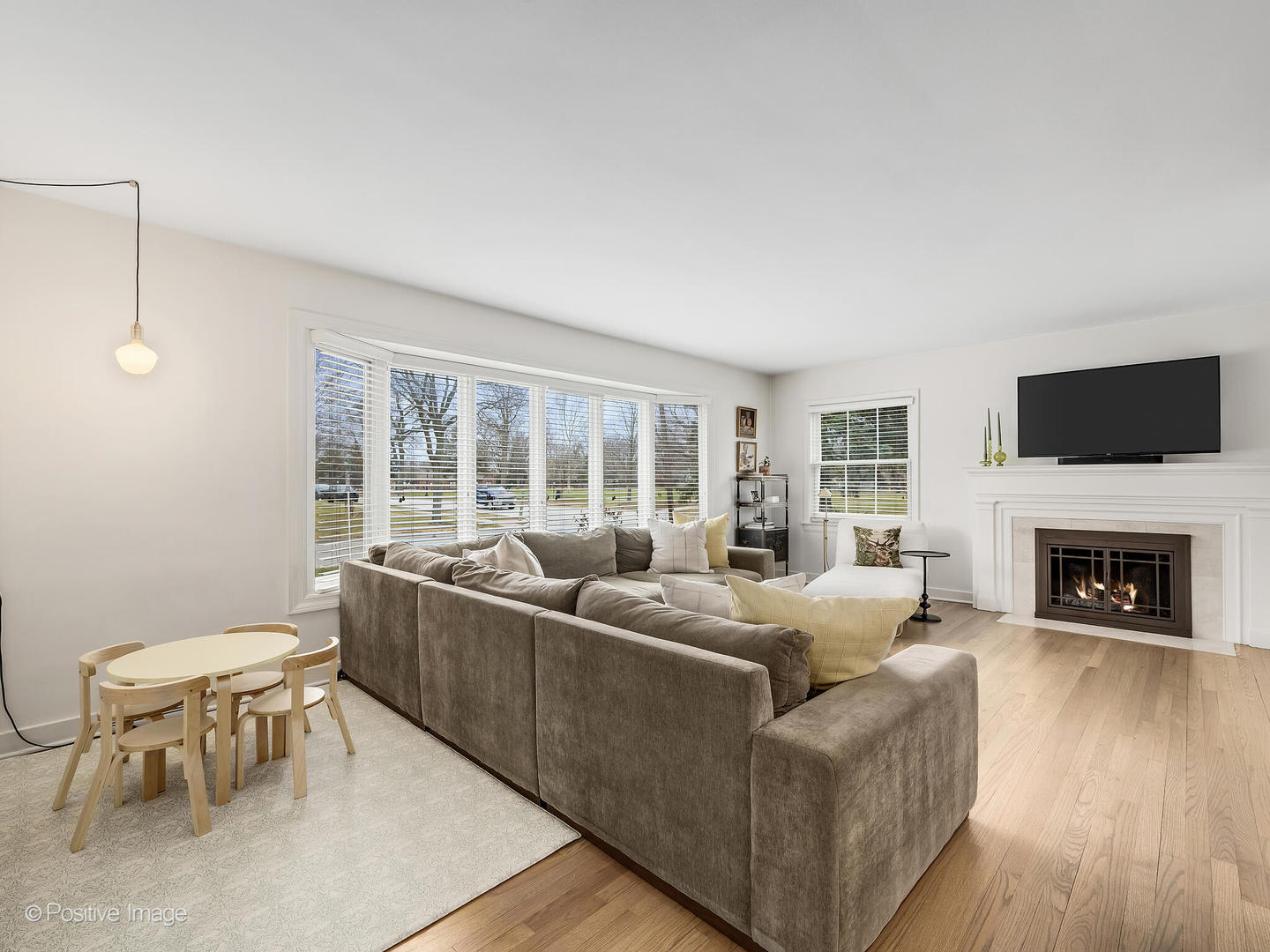 4200 Gilbert Avenue Western Springs, IL 60558 - Photo 6 of 27