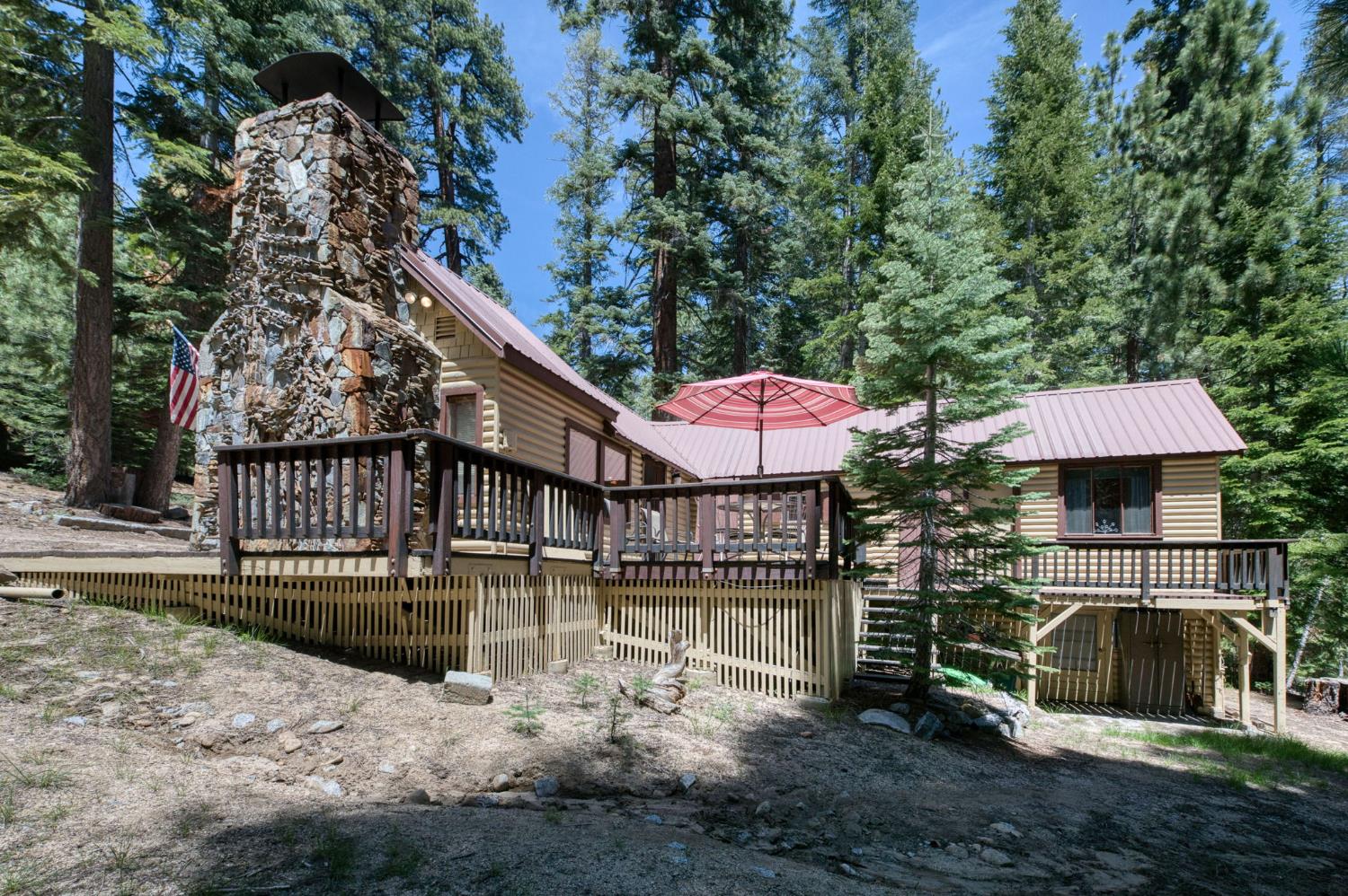 61480 Huntington Lake Road, Unit 5 Mono Hot Springs, CA 93642 - Photo 1 of 51