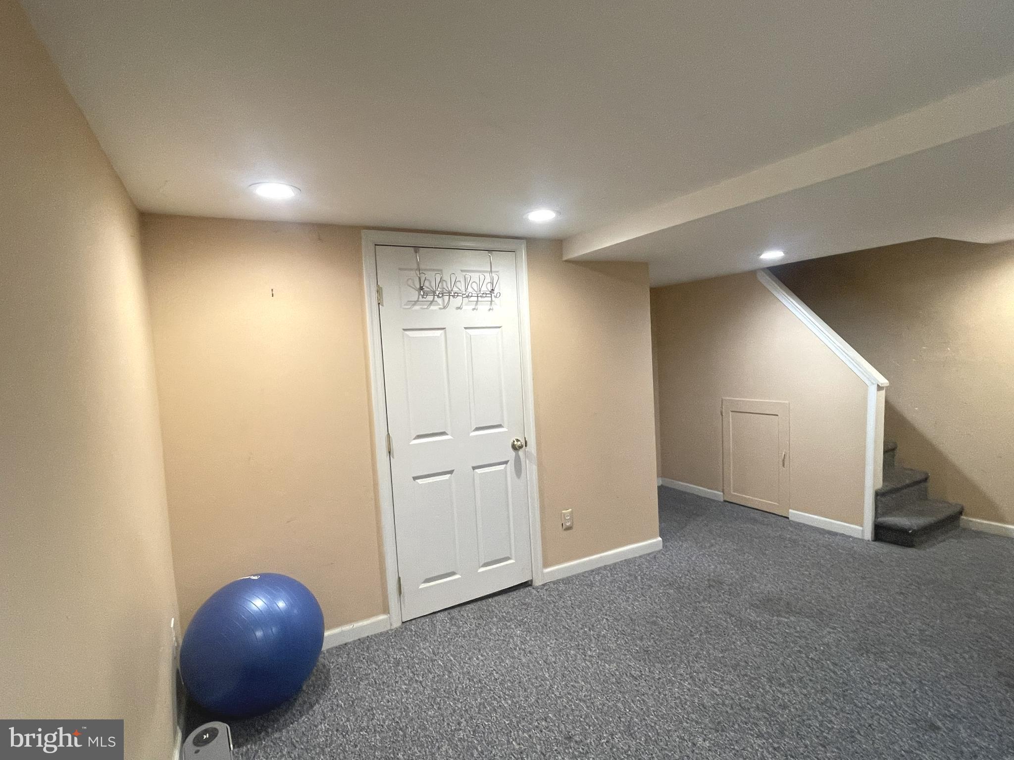 812 Fairfax Road Drexel Hill, PA 19026 - Photo 14 of 17