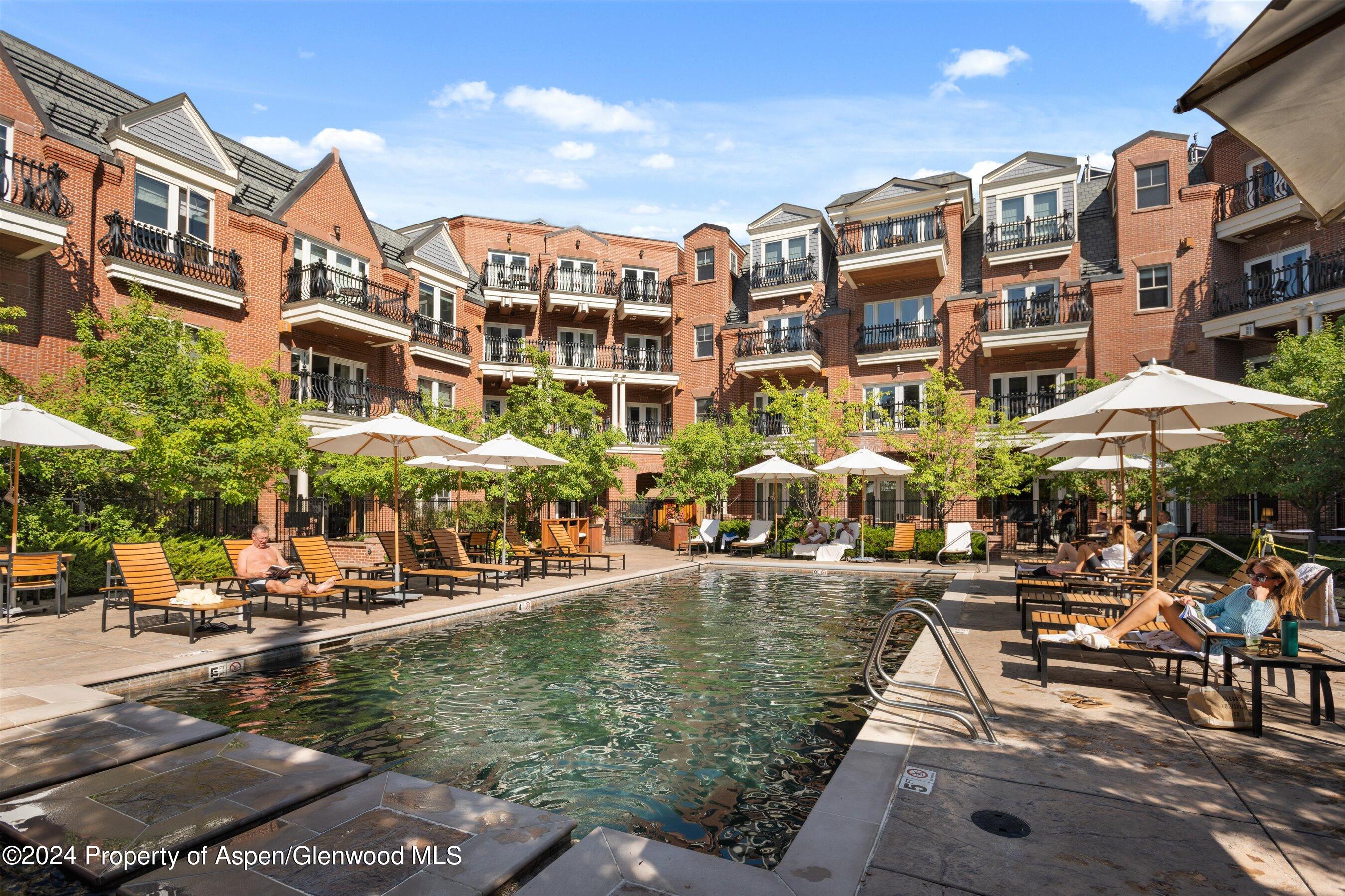 400 East Dean Street, Unit 9AB Aspen, CO 81611 - Photo 17 of 31 Pool terrace