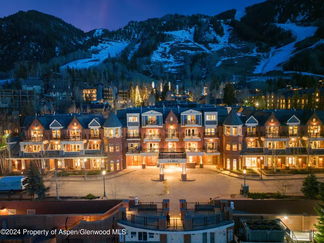 $1,869 | 400 East Dean Street, Unit 9AB, Aspen, CO 81611