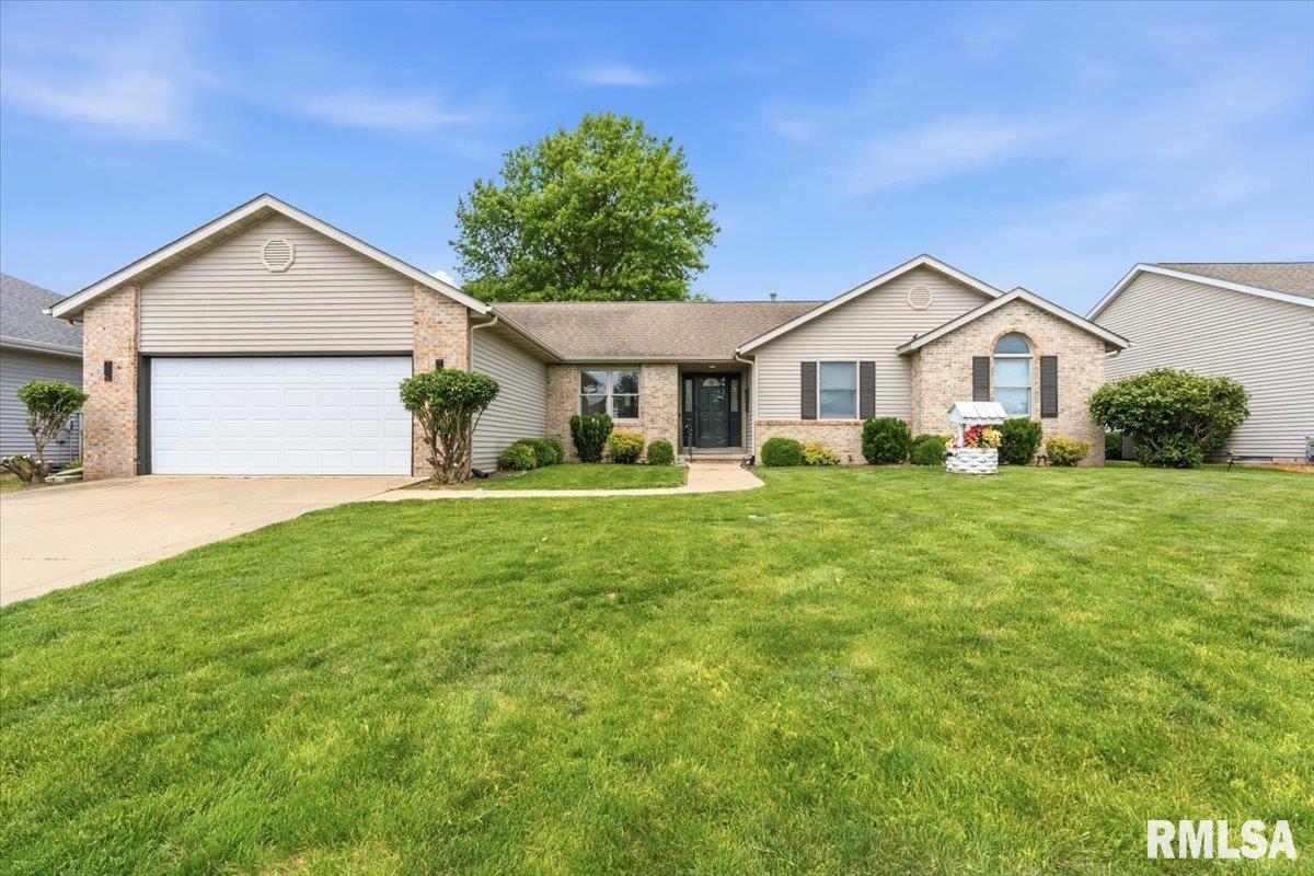 2721 Haggard Drive Springfield, IL 62711 - Photo 1 of 42