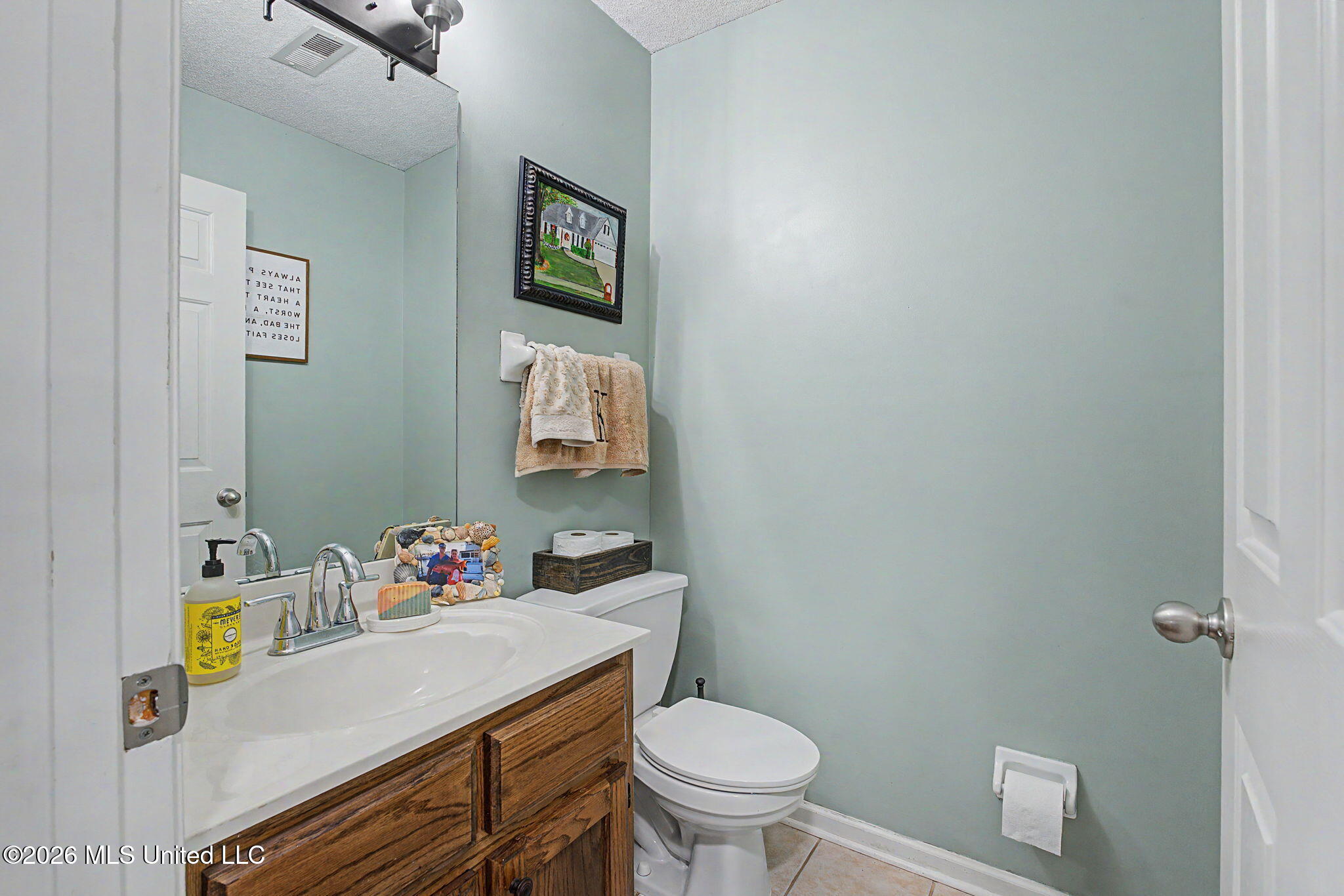 5947 White Ridge Circle West Olive Branch, MS 38654 - Photo 22 of 48 21-web-or-mls-5947 Whit4 Ridge-21