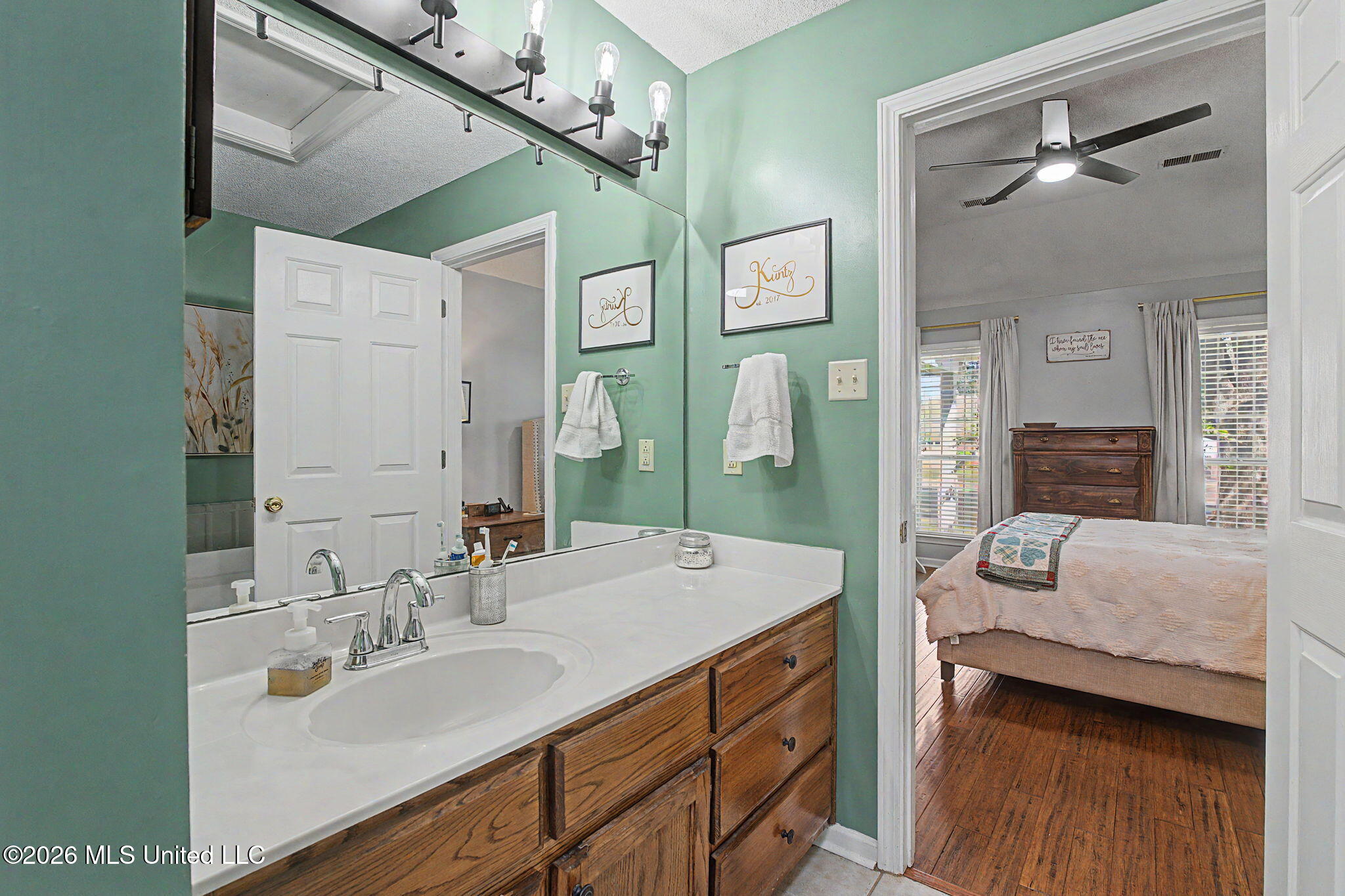 5947 White Ridge Circle West Olive Branch, MS 38654 - Photo 28 of 48 27-web-or-mls-5947 Whit4 Ridge-27