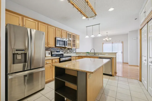 $359,900 | 13750 54th Avenue North, Unit 106, Plymouth, MN 55446