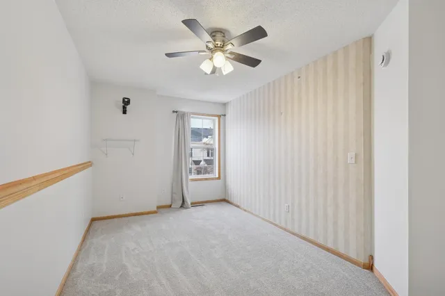 $359,900 | 13750 54th Avenue North, Unit 106, Plymouth, MN 55446