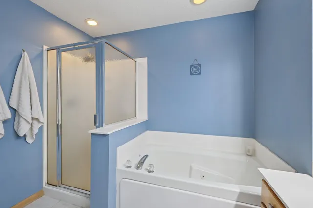 $359,900 | 13750 54th Avenue North, Unit 106, Plymouth, MN 55446