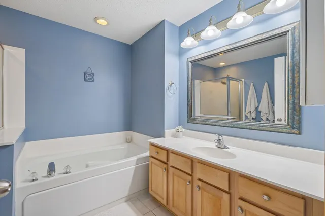 $359,900 | 13750 54th Avenue North, Unit 106, Plymouth, MN 55446