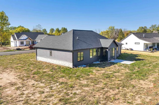 $649,900 | 3629 West Hank Avenue, De Pere, WI 54115