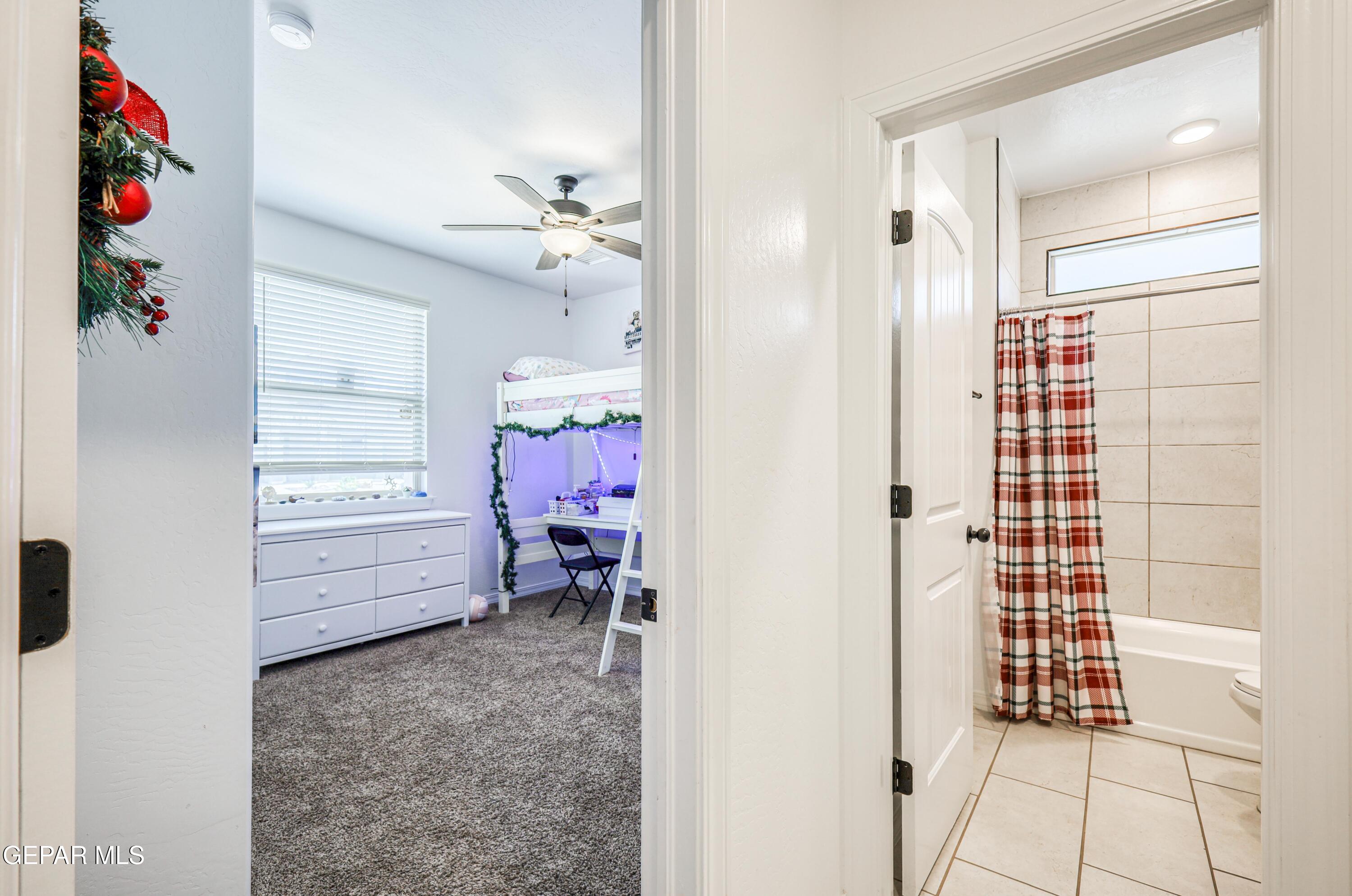 1811 Ritzy Lou Place El Paso, TX 79928 - Photo 22 of 55 IMG_0101_HDR