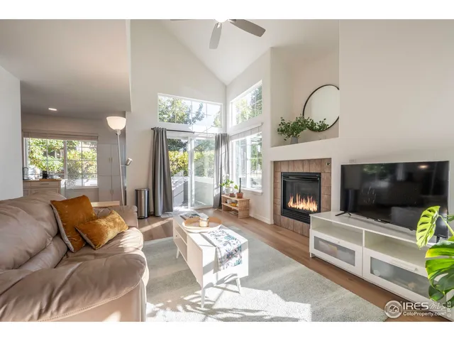 $395,000 | 805 Summer Hawk Drive, Unit L69, Longmont, CO 80504