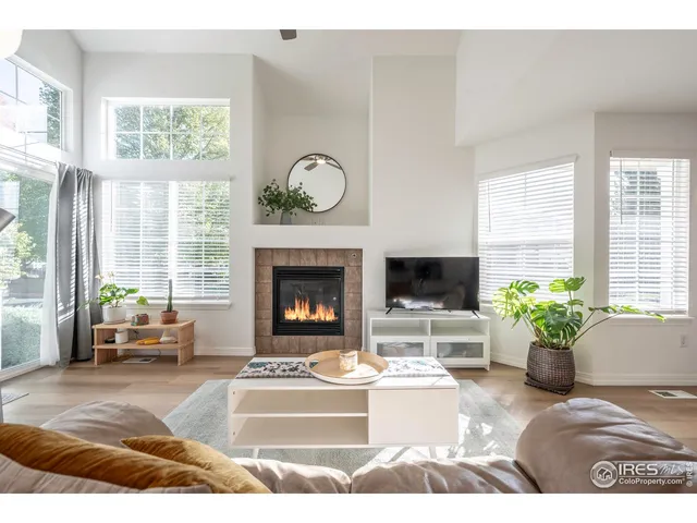 $395,000 | 805 Summer Hawk Drive, Unit L69, Longmont, CO 80504