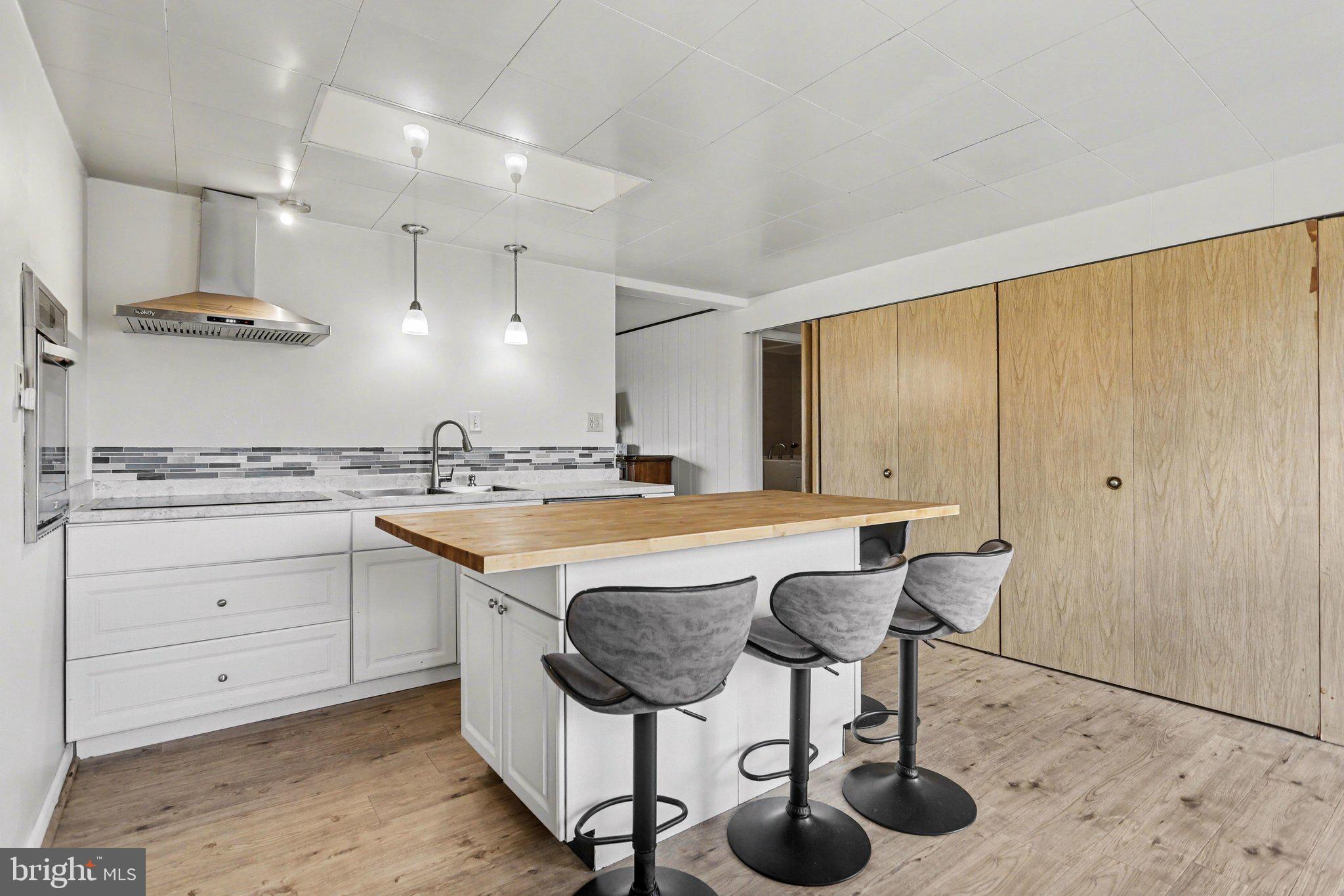 180 Barlow Road Gettysburg, PA 17325 - Photo 8 of 34