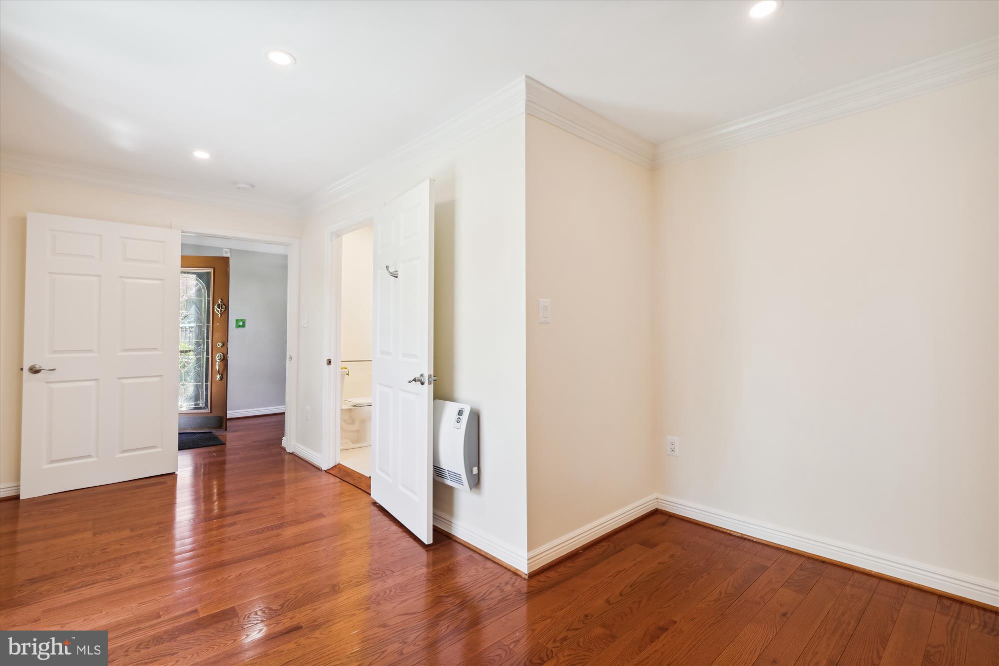 11805 Blue Spruce Road Reston, VA 20191 - Photo 14 of 48 Main level bedroom