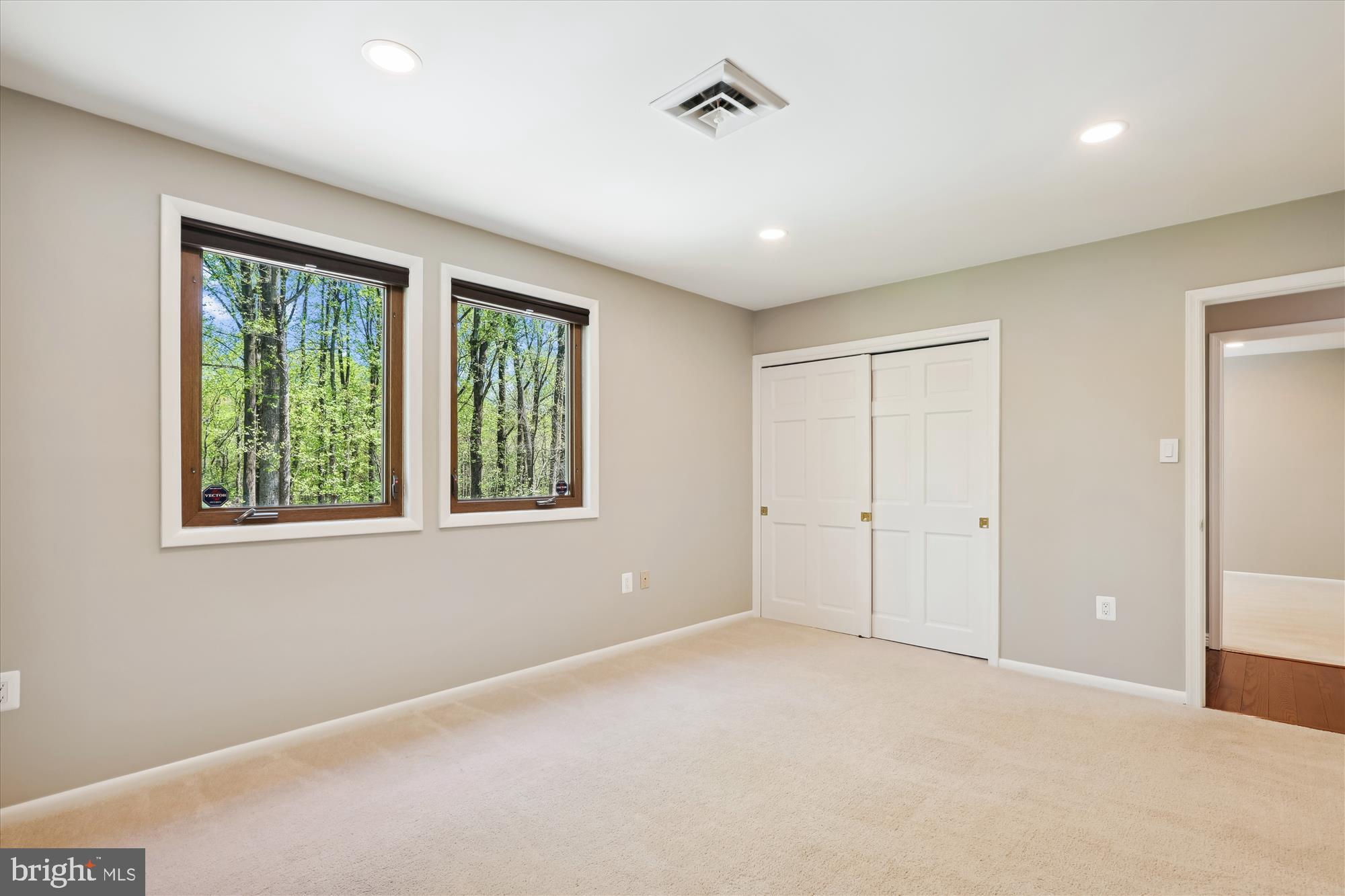 11805 Blue Spruce Road Reston, VA 20191 - Photo 27 of 48 Bedroom 3
