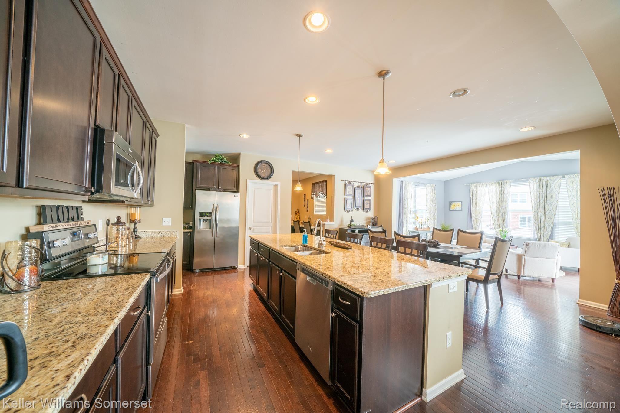 49708 Gracechurch Road Macomb, MI 48044 - Photo 10 of 35 DSC06620-HDR.jpg
