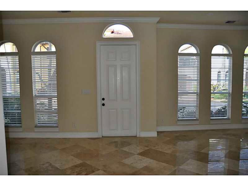 105 Via Floresta Drive, Unit 105 Boca Raton, FL 33487 - Photo 2 of 22 Photo 2