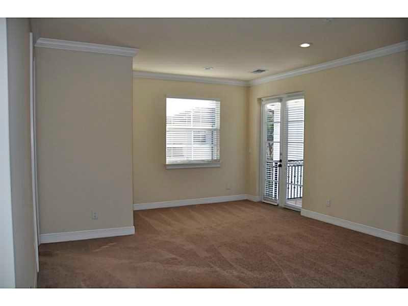 105 Via Floresta Drive, Unit 105 Boca Raton, FL 33487 - Photo 9 of 22 Bedroom Master. Large Master bedroom