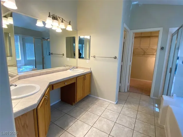 $2,350 | 10863 Vista Marbella Avenue, Las Vegas, NV 89144