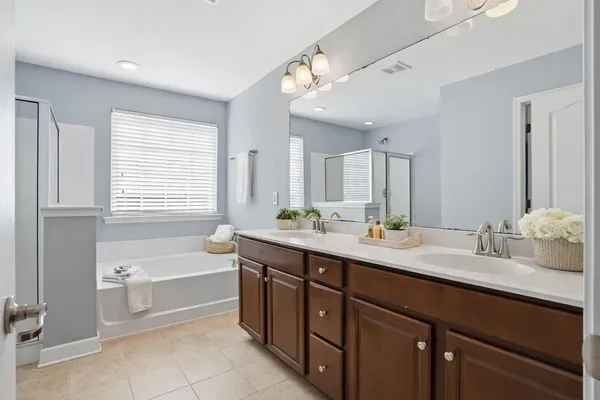 $448,500 | 225 Berwick Drive, Summerville, SC 29483