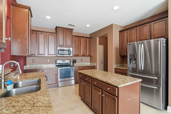 $448,500 | 225 Berwick Drive, Summerville, SC 29483