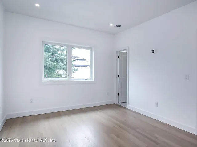 $1,299,000 | 104 Wieland Avenue | Woodrow