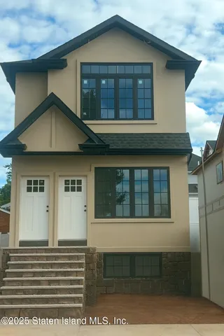 $1,299,000 | 104 Wieland Avenue | Woodrow