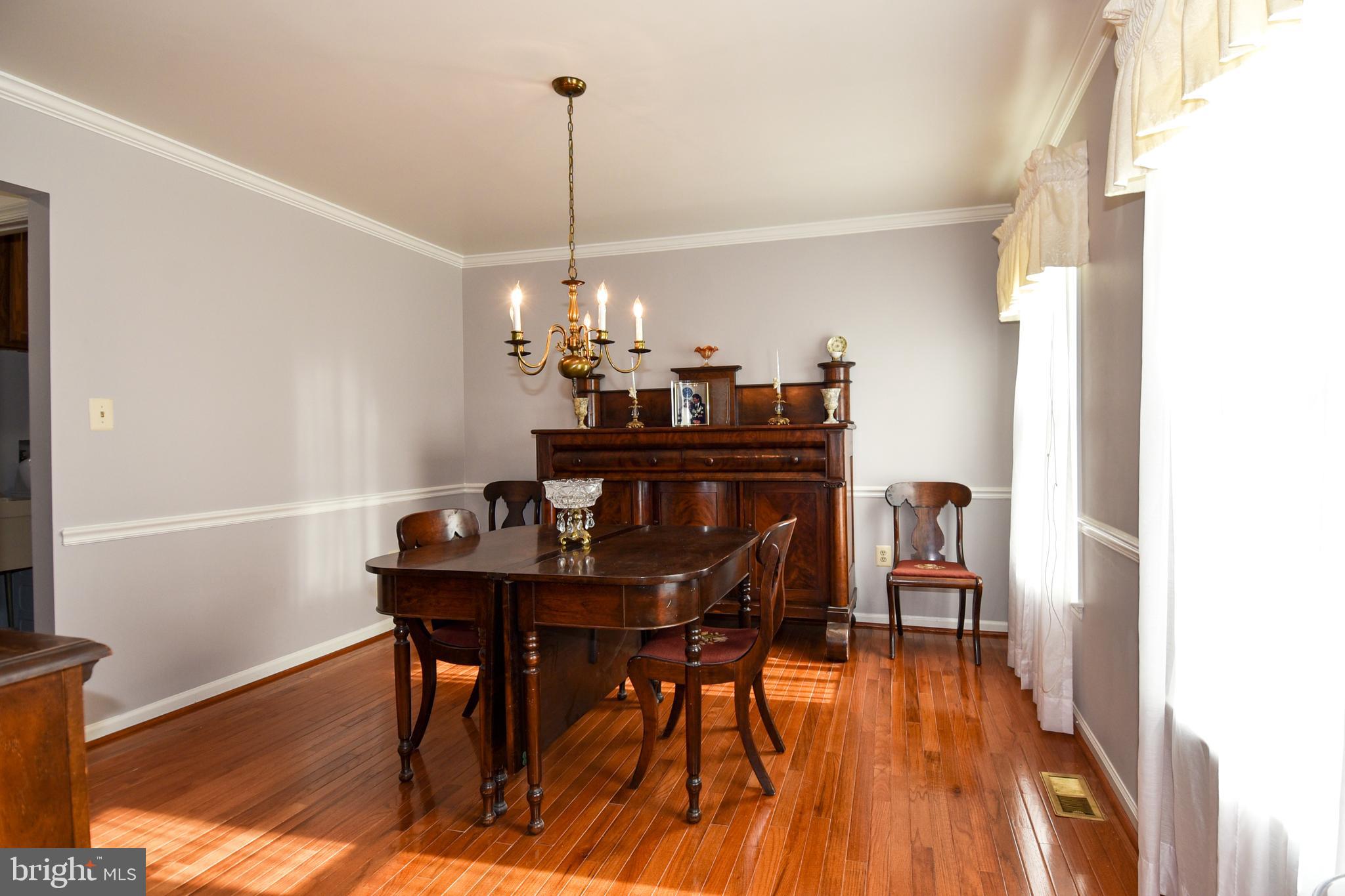 4816 Powell Road Fairfax, VA 22032 - Photo 11 of 47 Gallery Image 11