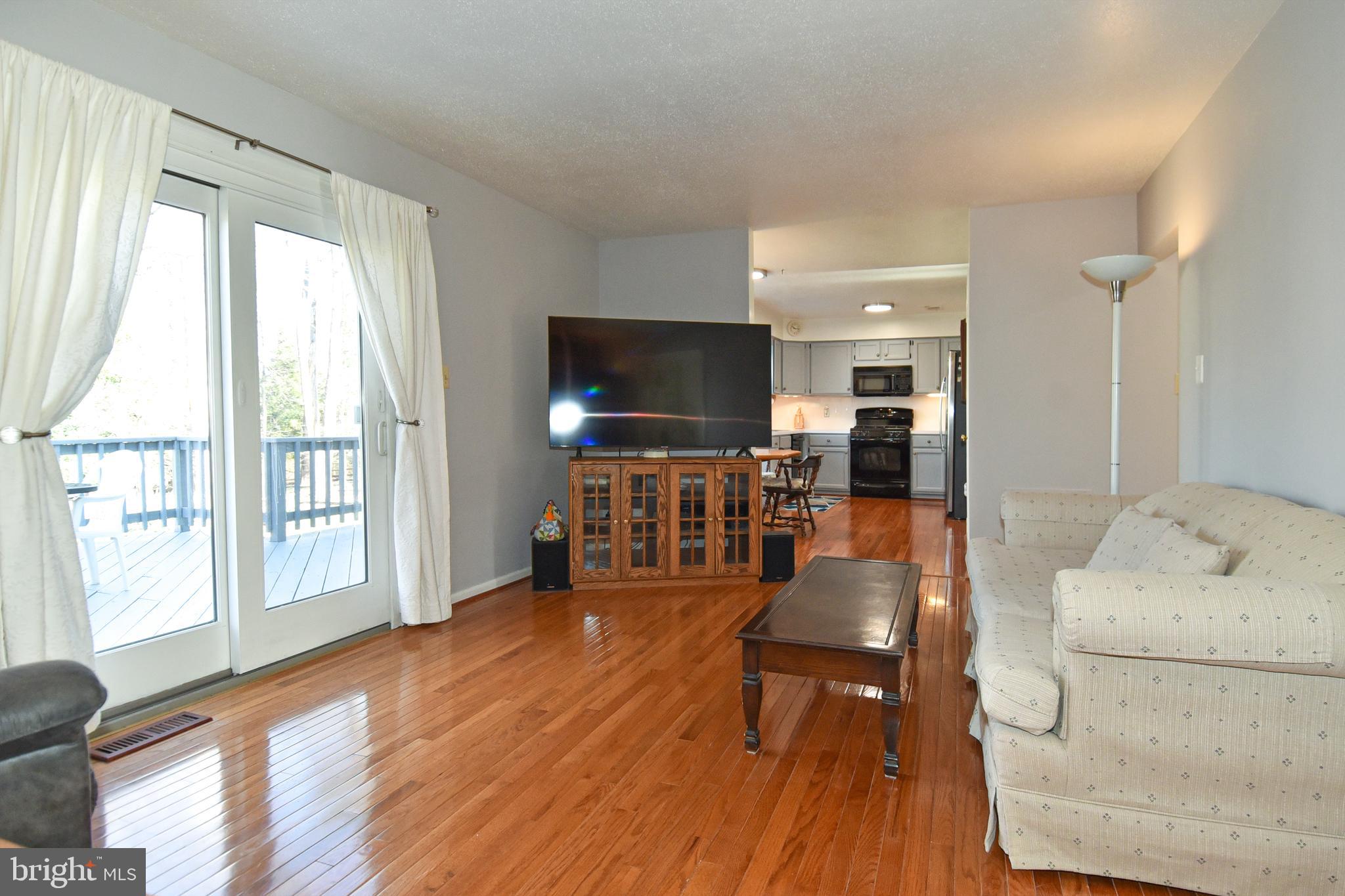 4816 Powell Road Fairfax, VA 22032 - Photo 17 of 47 Gallery Image 17