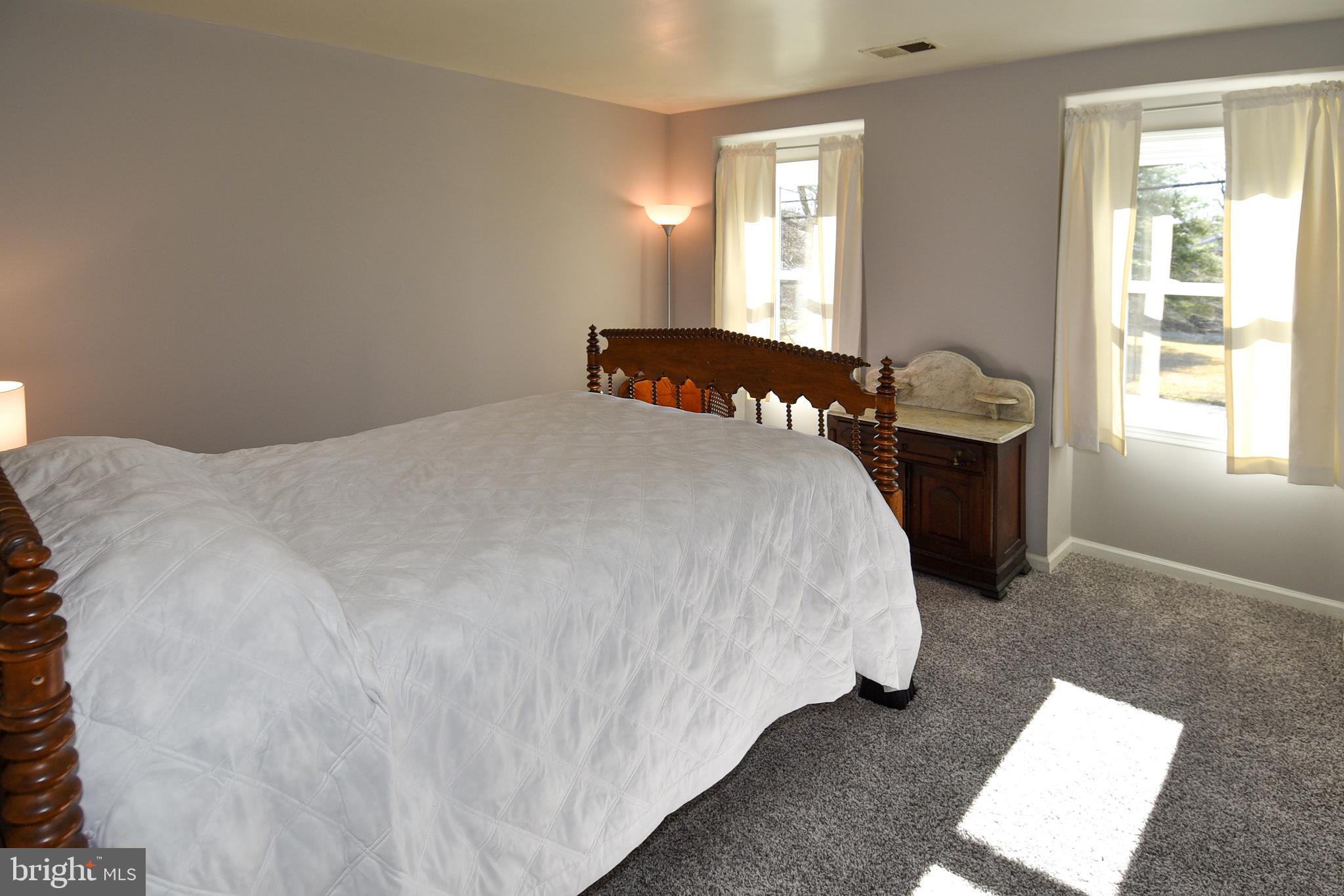 4816 Powell Road Fairfax, VA 22032 - Photo 37 of 47 Gallery Image 37