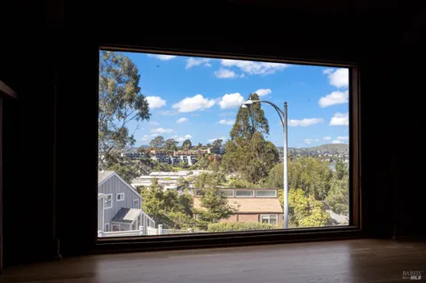 $1,099,000 | 191 Buchanan Drive, Sausalito, CA 94965