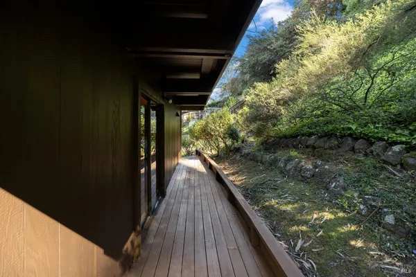 $1,069,000 | 191 Buchanan Drive, Sausalito, CA 94965