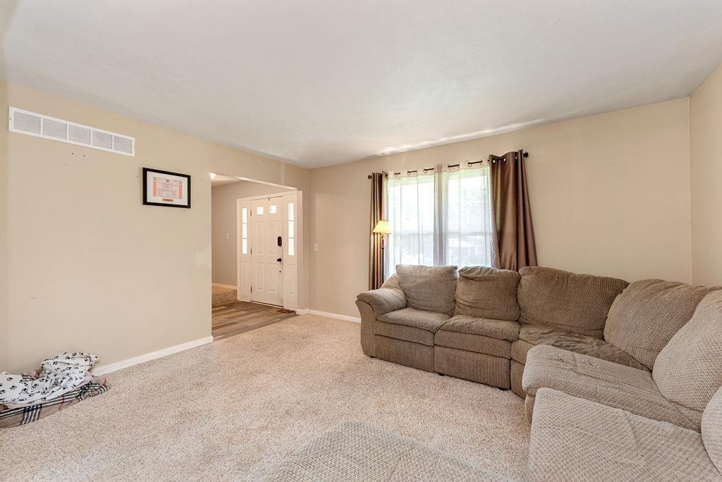 8214 Woodruff Road Cincinnati, OH 45255 - Photo 19 of 35