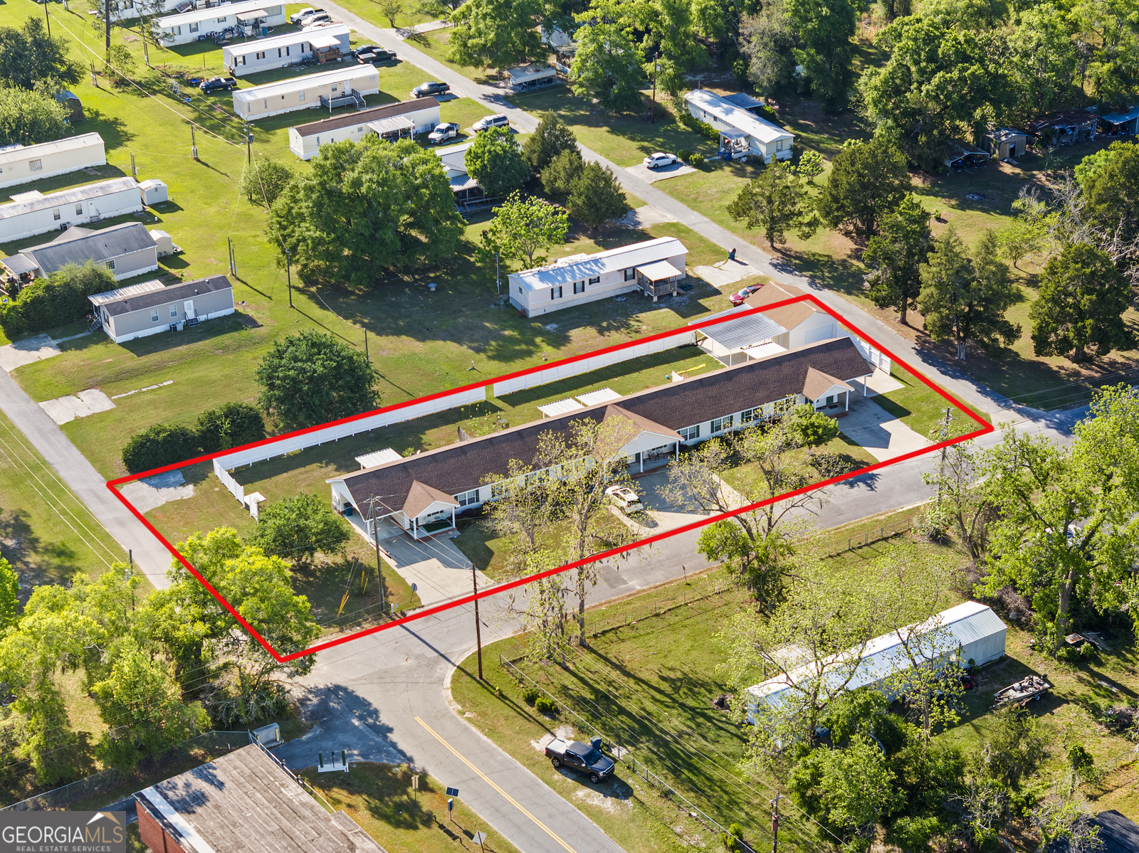 660 Woodward Road Waycross, GA 31503 - Photo 1 of 44