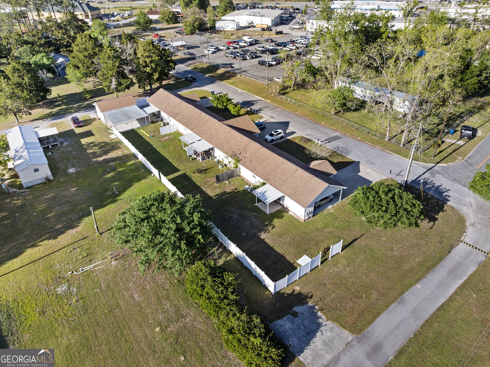 660 Woodward Road Waycross, GA 31503 - Photo 3 of 44