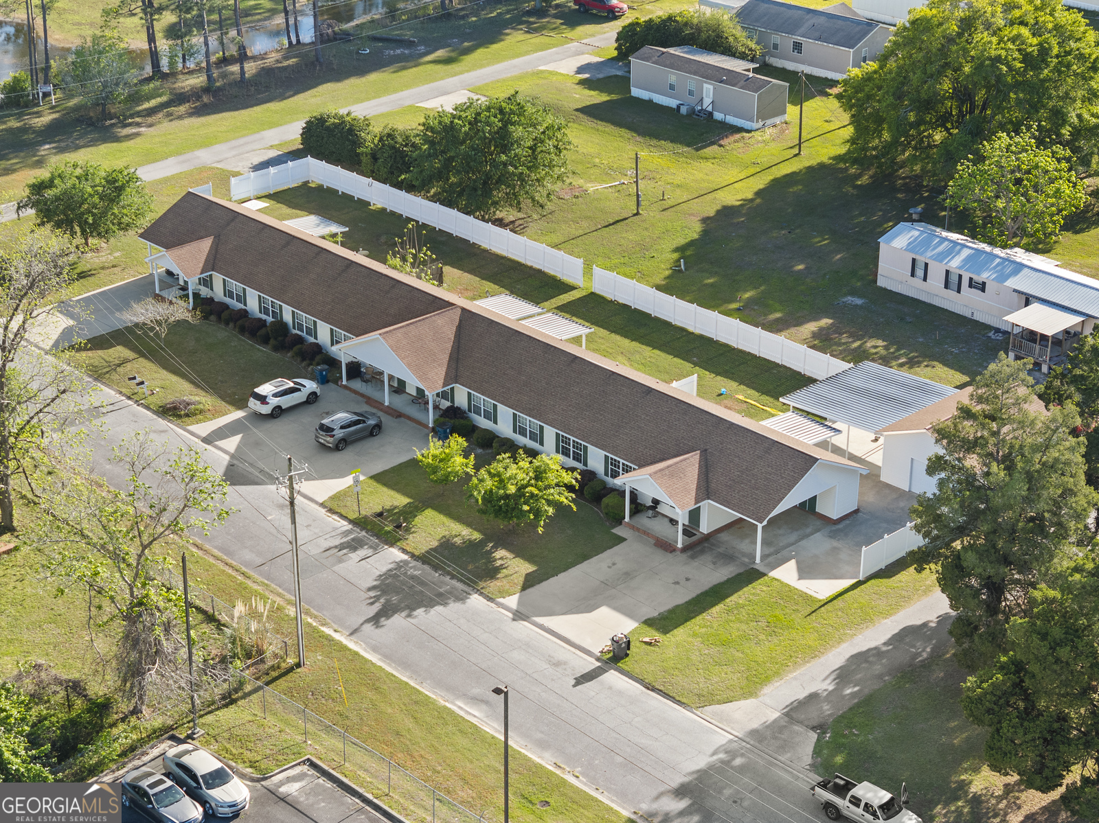 660 Woodward Road Waycross, GA 31503 - Photo 4 of 44