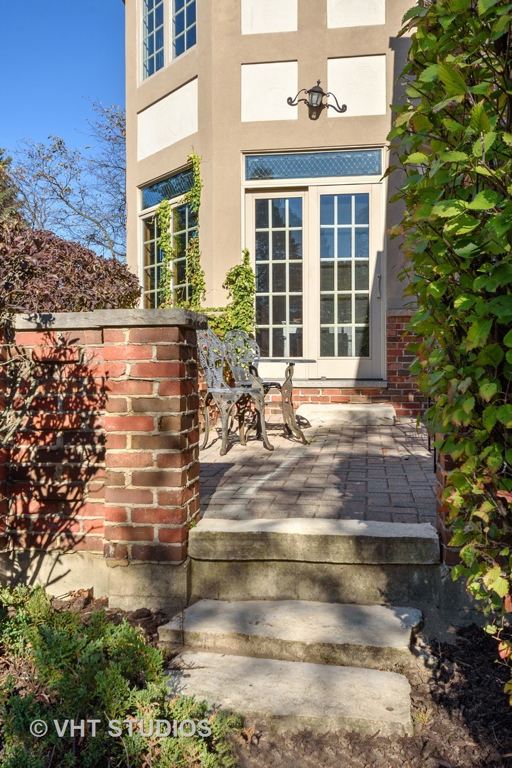 18 Ridge Road Barrington Hills, IL 60010 - Photo 6 of 55